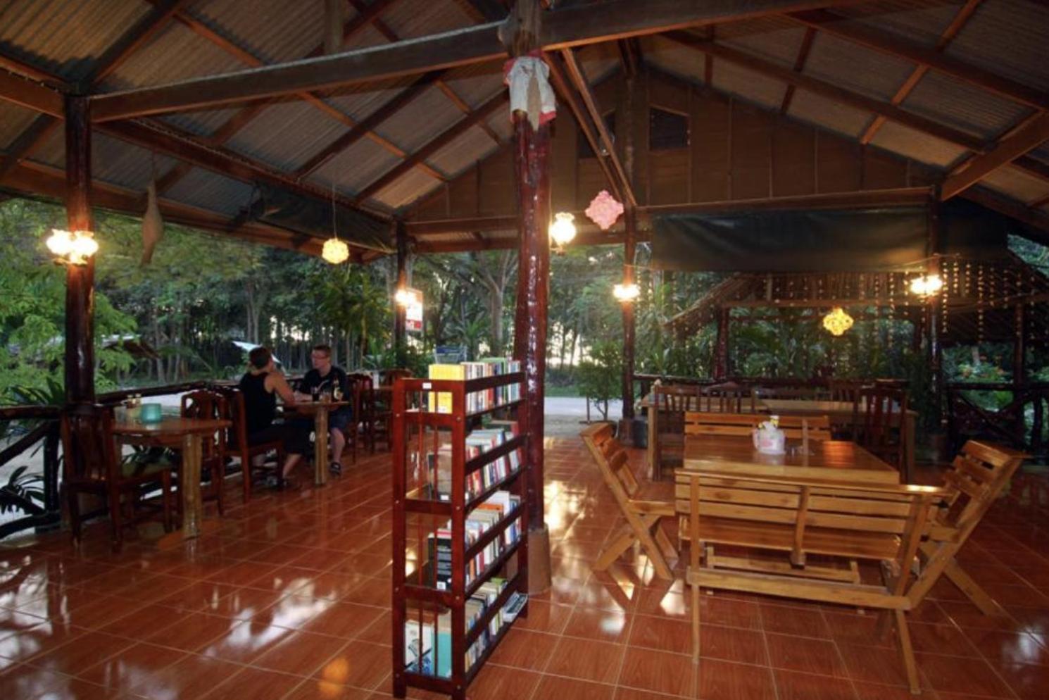 Seaside Sanctuary Bungalows Koh Lanta Ngoại thất bức ảnh